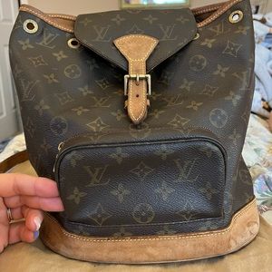 Authentic Louis Vuitton backpack COD SP0040